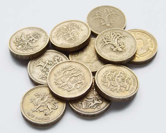 Britisches PfundPound sterling coins.